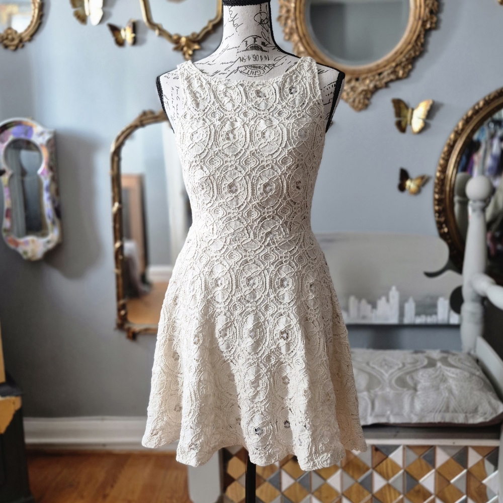 BB Dakota Cottagecore Cream Lace Mini Dress Size 2